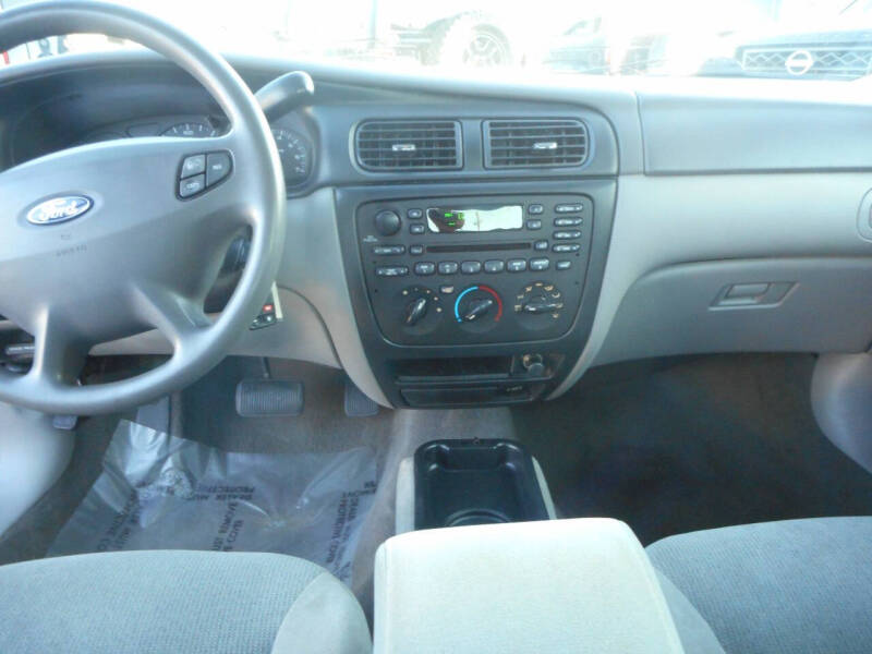 2001 Ford Taurus SES