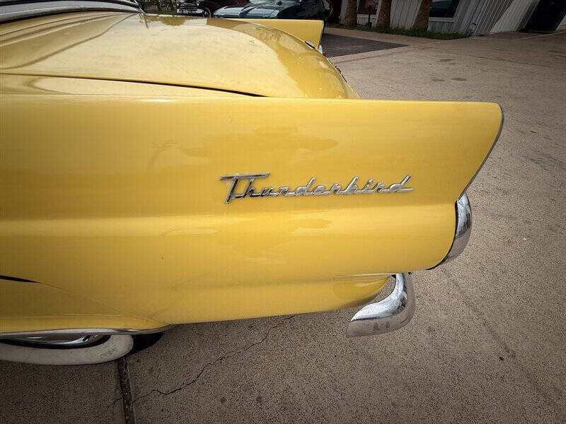 1955 Ford Thunderbird
