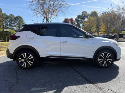 2020 Nissan Kicks SR