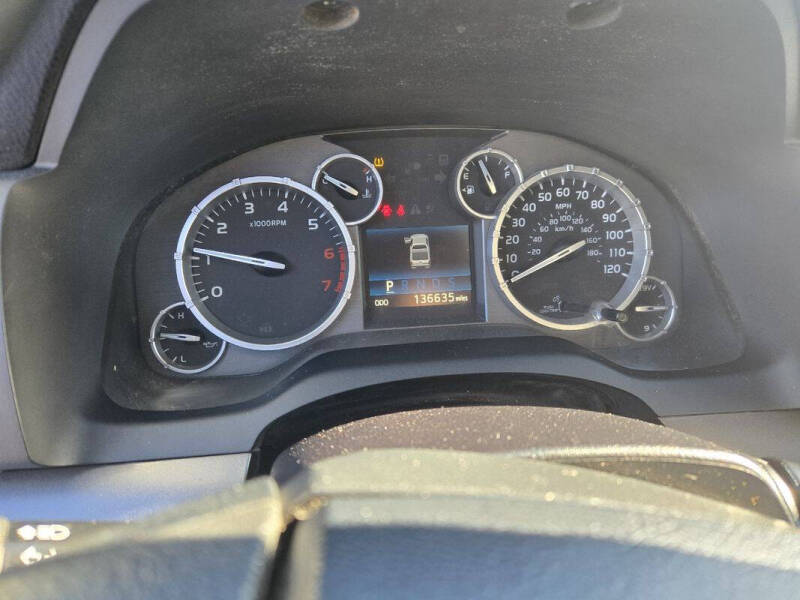 2014 Toyota Tundra SR5