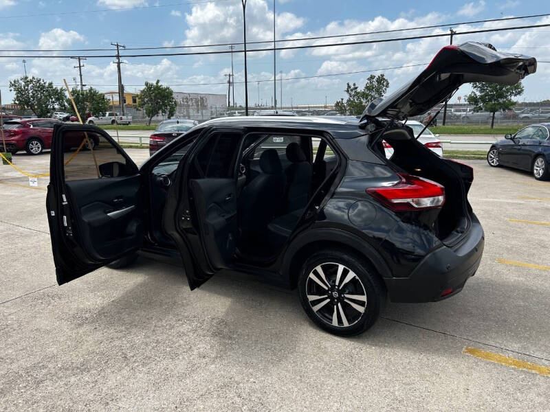 2020 Nissan Kicks SV