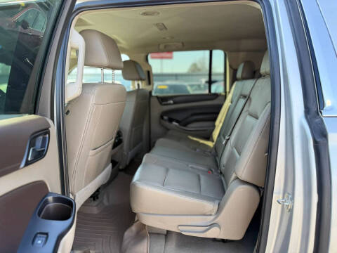2019 Chevrolet Suburban LT