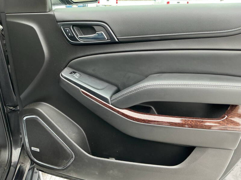 2017 GMC Yukon XL SLT