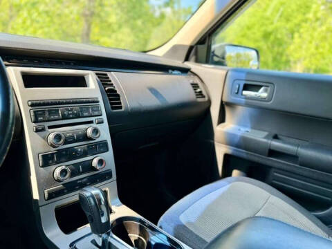 2011 Ford Flex SE