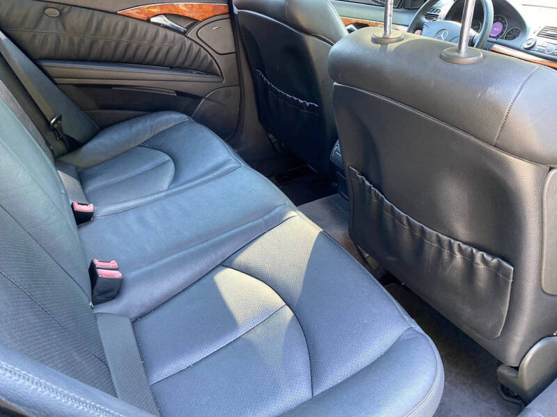 2005 Mercedes-Benz E-Class E 320