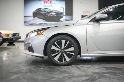 2021 Nissan Altima 2.5 SV