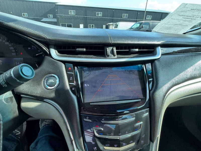 2013 Cadillac XTS Luxury Collection