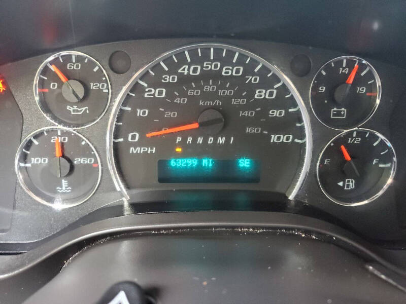 2023 Chevrolet Express 2500