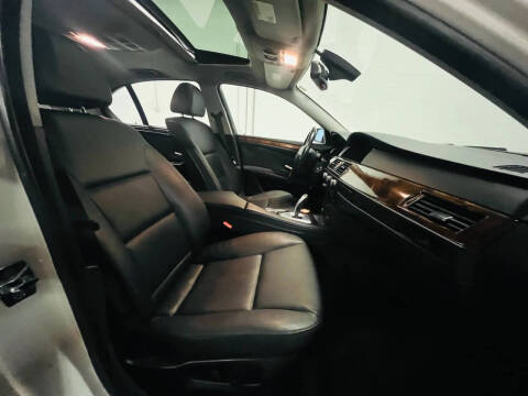 2008 BMW 5 Series 528xi