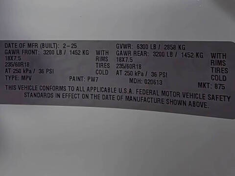 2025 Chrysler Pacifica Plug-In Hybrid Pinnacle