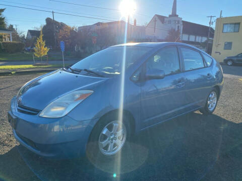 2005 Toyota Prius for sale at ALPINE MOTORS in Milwaukie OR