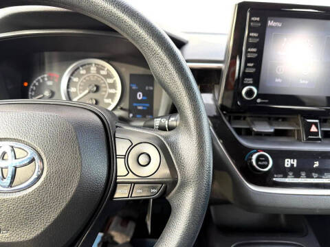 2022 Toyota Corolla LE