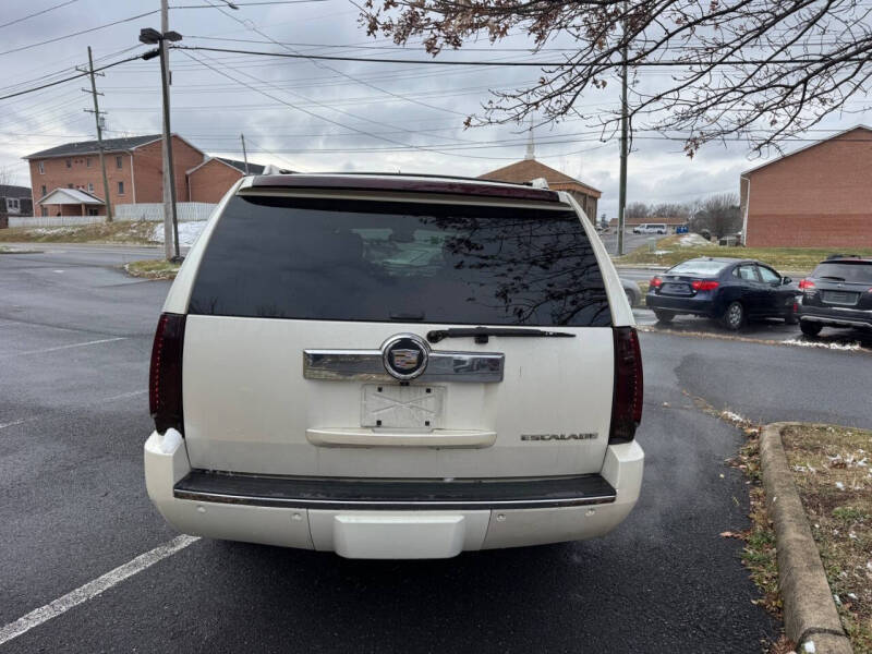 2010 Cadillac Escalade ESV Premium