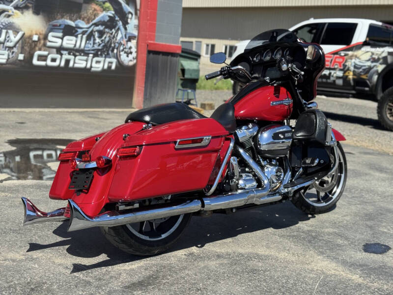 2021 Harley-Davidson Street Glide 107 FLHX