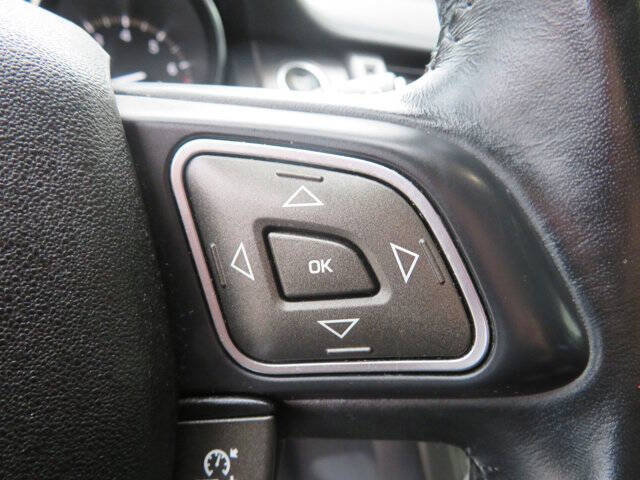 2019 Land Rover Range Rover Evoque SE