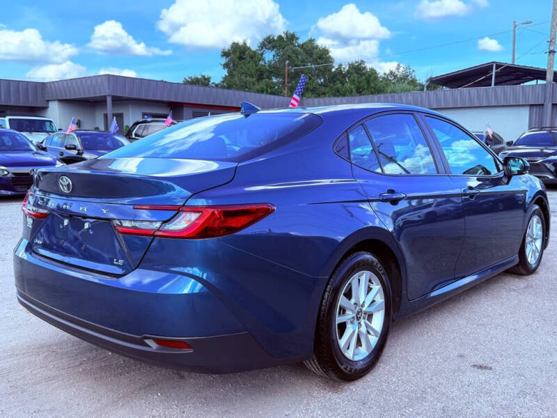 2025 Toyota Camry LE