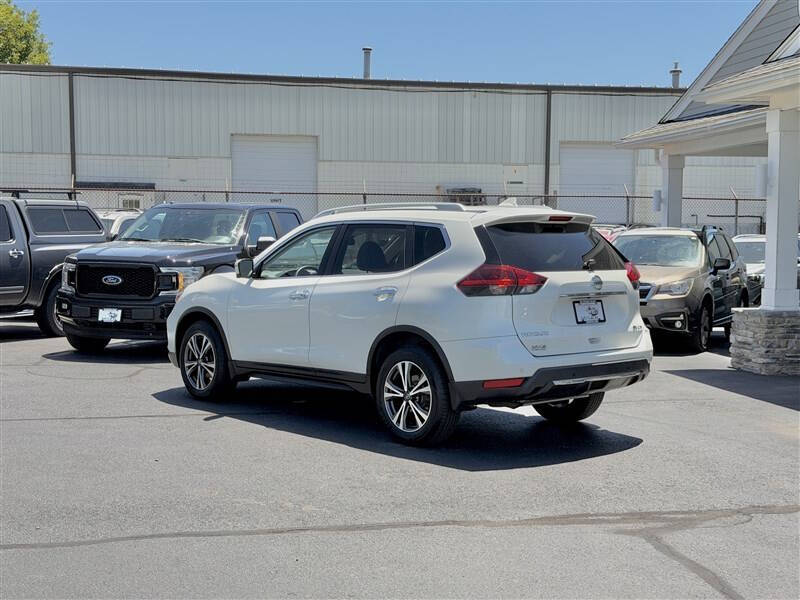 White 2019 Nissan Rogue S AWD S 4dr Crossover 2