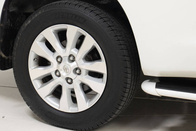 2011 Toyota Sequoia Platinum