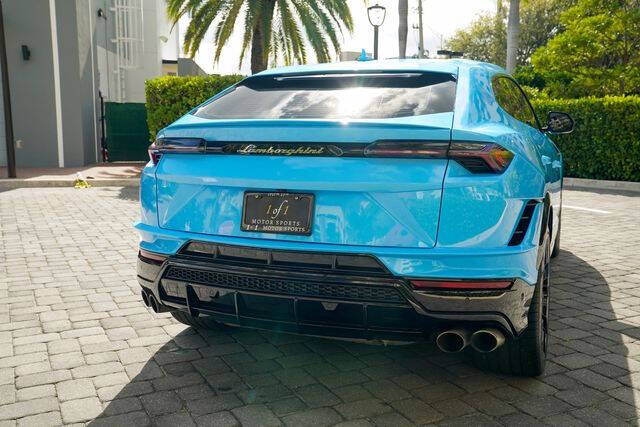 2024 Lamborghini Urus S