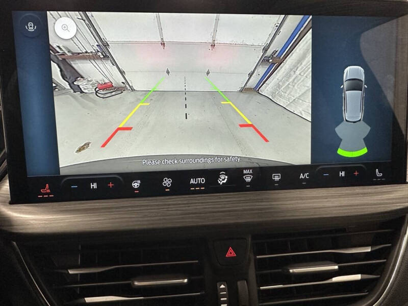 2025 Ford Escape Platinum