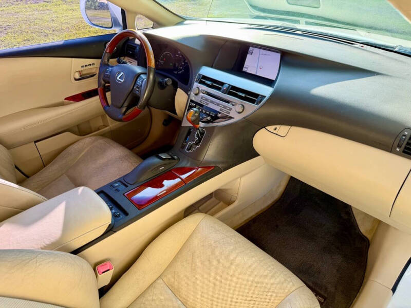 2011 Lexus RX 450h - Photo 15