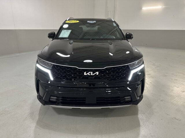 Used 2023 Kia Sorento SX Prestige PHEV with VIN KNDRMDLH8P5204384 for sale in Kansas City