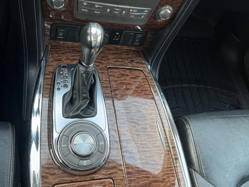 2019 Nissan Armada SV