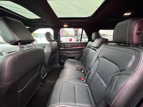 2018 Ford Explorer Platinum