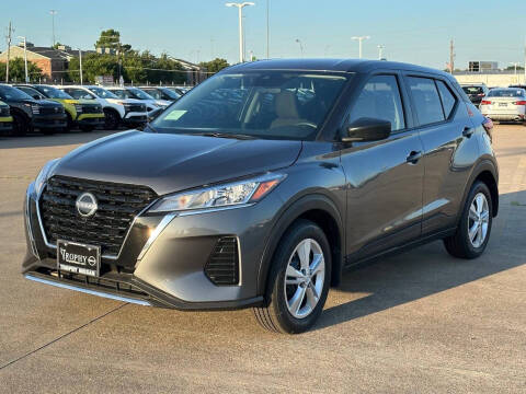 2025 Nissan Kicks Play S