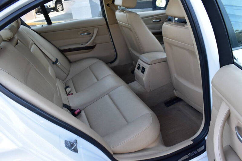 2011 BMW 3 Series 328i