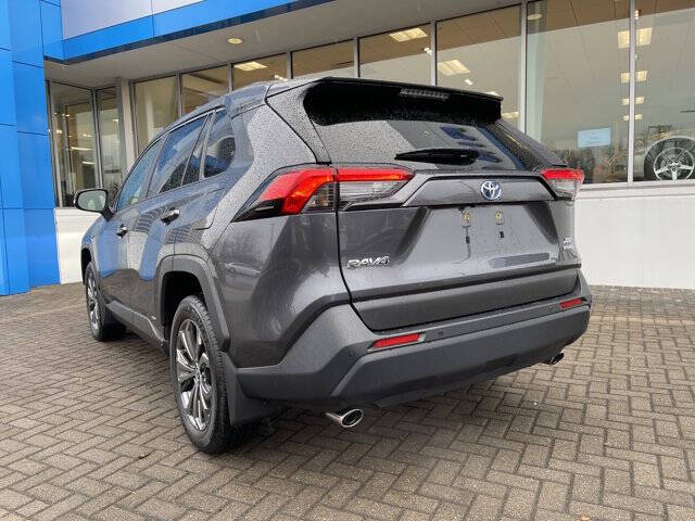 2024 Toyota RAV4 Hybrid XLE Premium