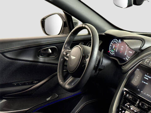 2021 Aston Martin DBX