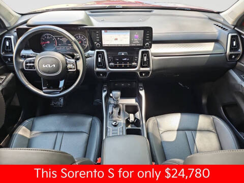 2022 Kia Sorento S