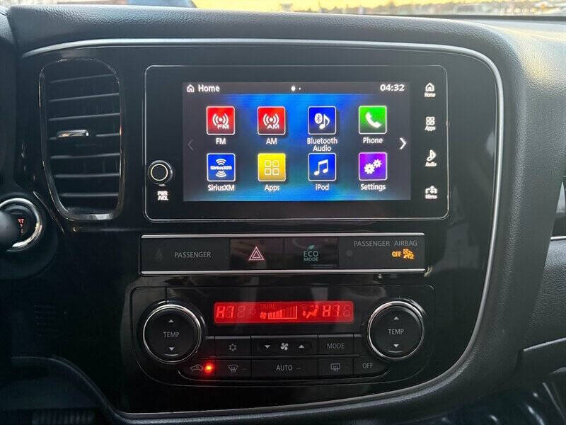 2019 Mitsubishi Outlander SE