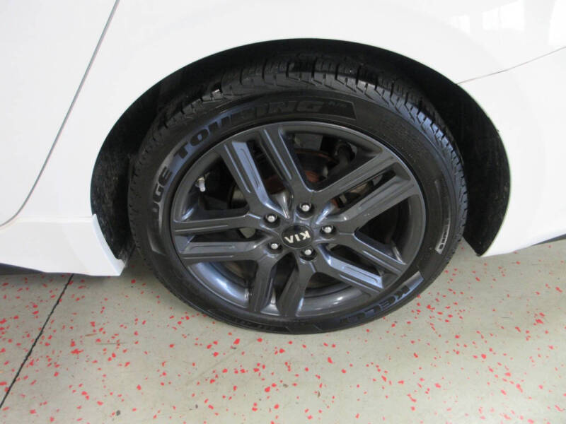 2020 Kia Forte GT Line