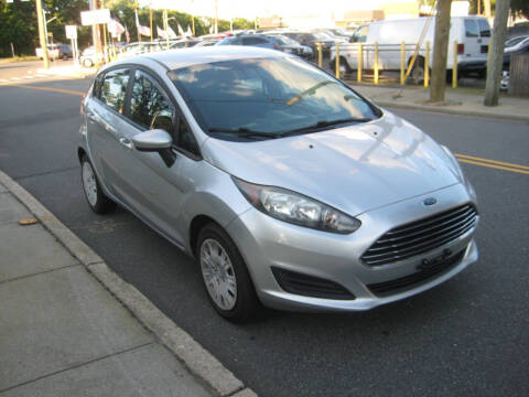 2017 Ford Fiesta S
