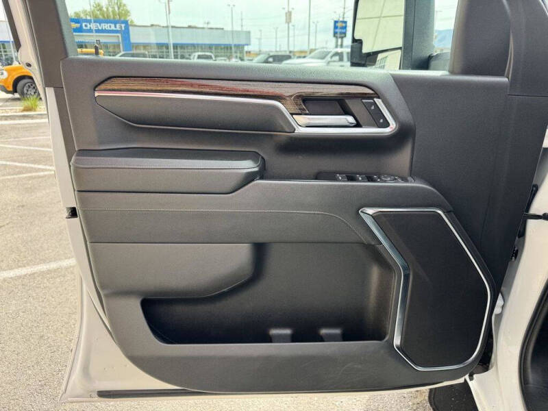 2024 GMC Sierra 3500HD