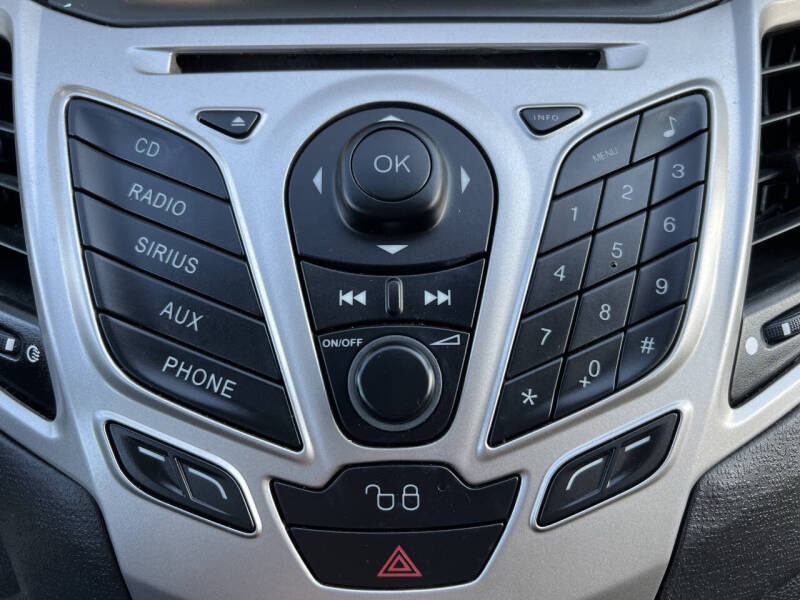 2012 Ford Fiesta SE