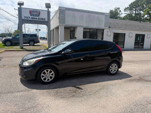 2013 Hyundai Accent GS