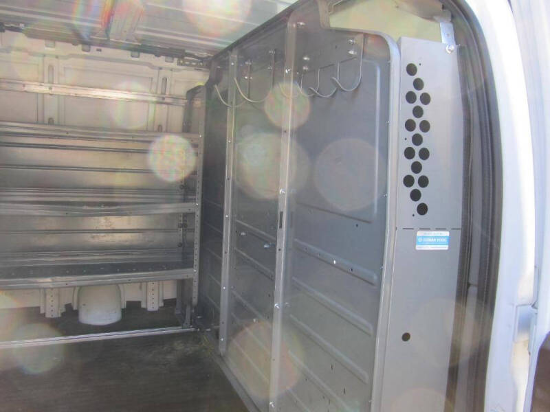 2021 Chevrolet Express 2500