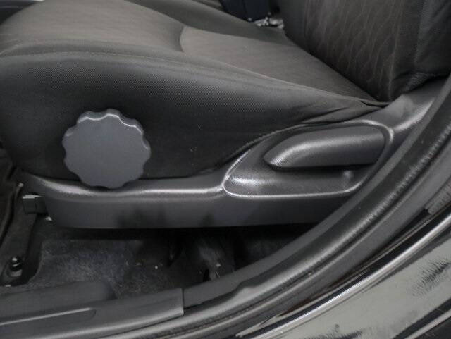 2022 Mitsubishi Mirage ES