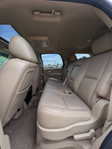 2012 Cadillac Escalade Hybrid