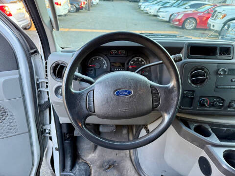 2011 Ford E-Series
