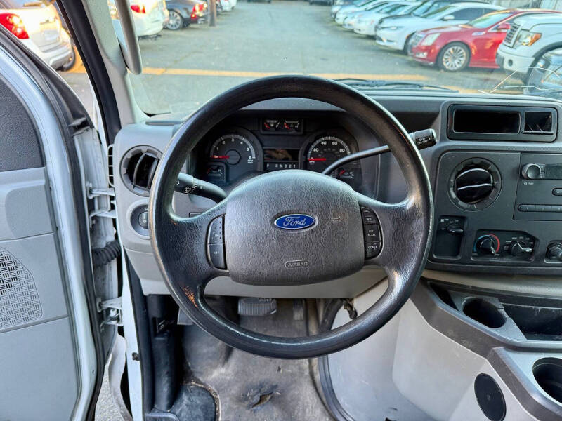 2011 Ford E-Series