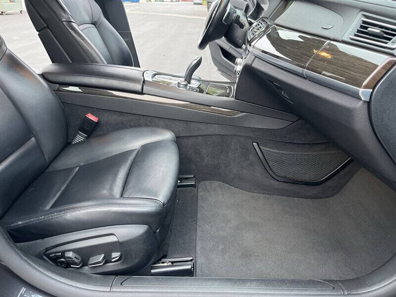 2013 BMW 7 Series 750i