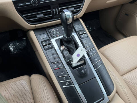 2019 Porsche Macan S
