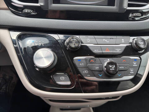 2018 Chrysler Pacifica Touring Plus
