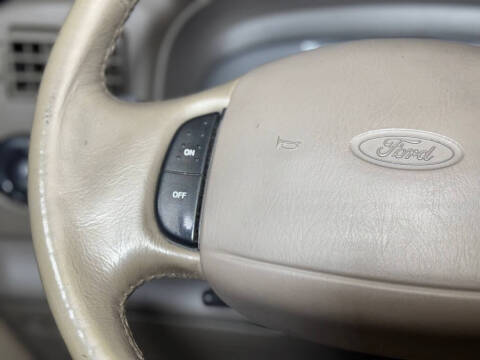 2000 Ford Excursion Limited