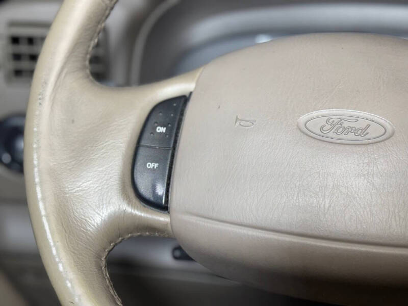 2000 Ford Excursion Limited