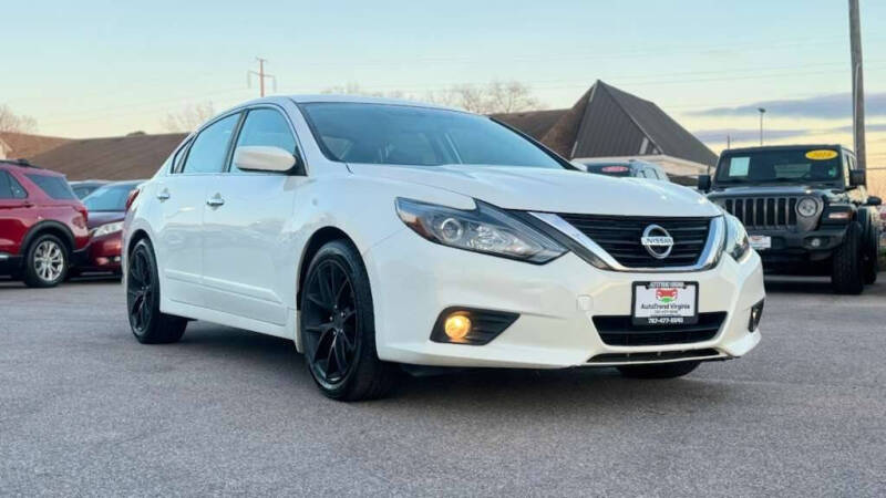 2016 Nissan Altima 2.5 SR